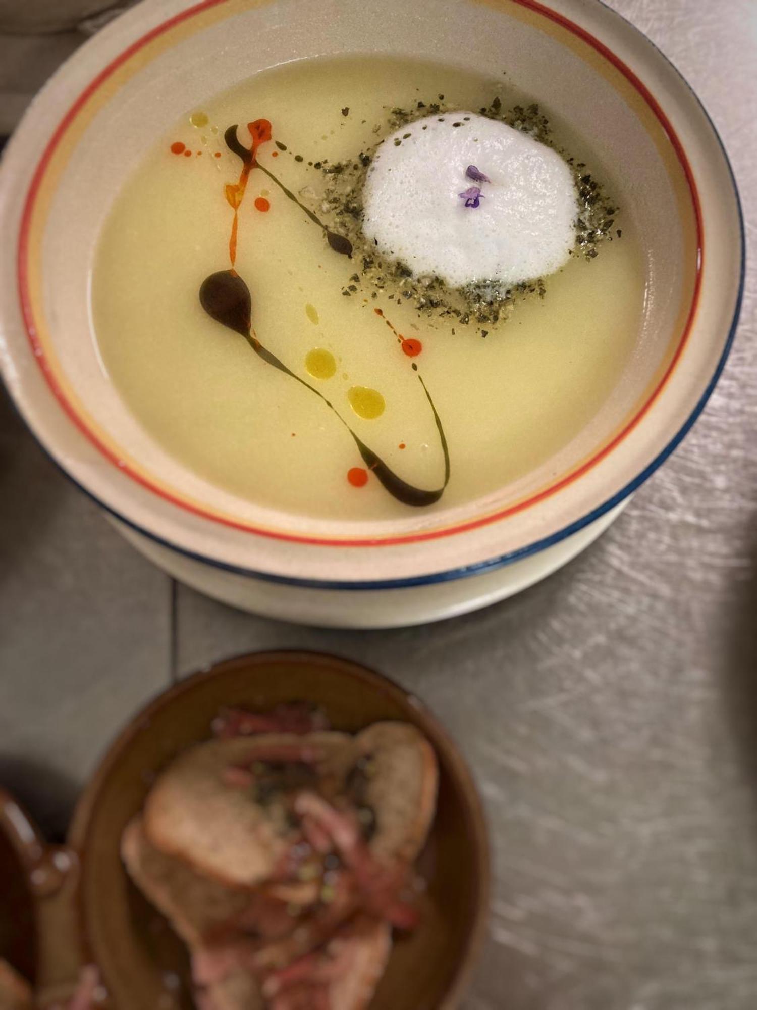 Ginti Panzio, Orseg Hotell Magyarszombatfa Exteriör bild